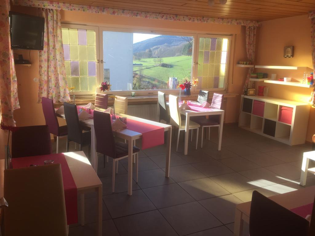 Familie Hotel Kameleon Elleringhausen Eksteriør billede