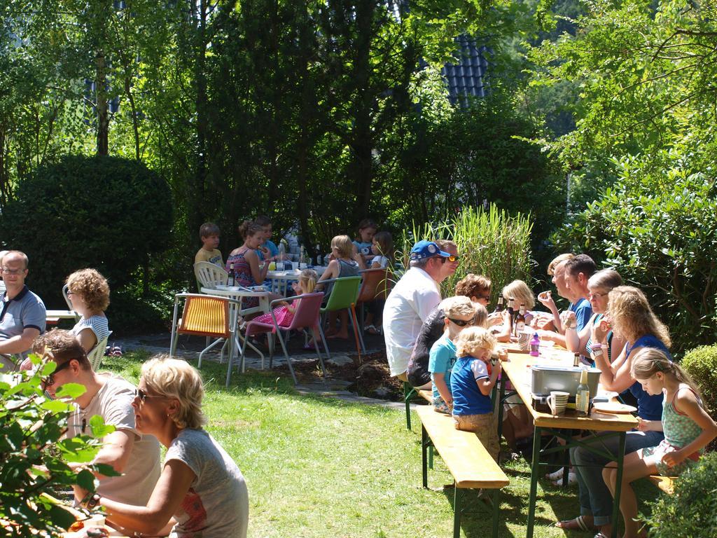 Familie Hotel Kameleon Elleringhausen Eksteriør billede